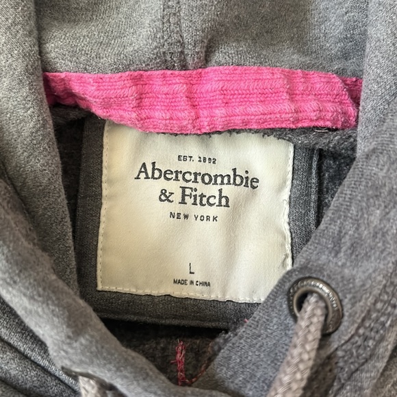 Abercrombie sweater - Picture 2 of 2